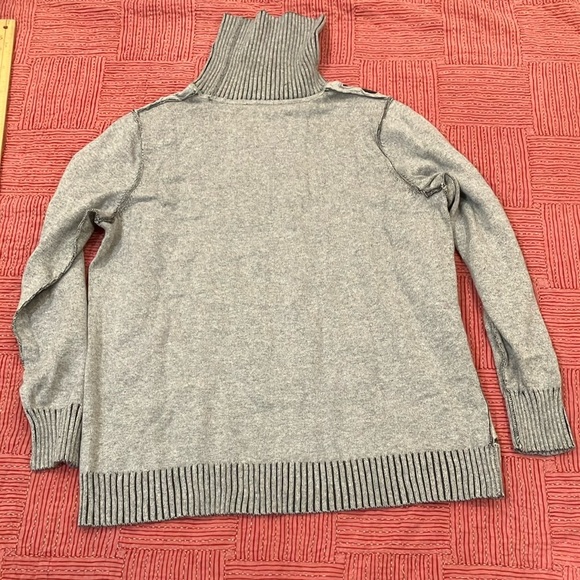 Tribal reversible Gray Geometric Turtleneck Sweater - Picture 8 of 13